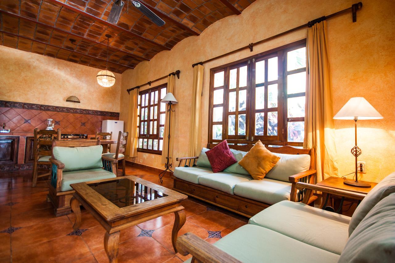 Hotelito Los Suenos ซายูลิตา ภายนอก รูปภาพ